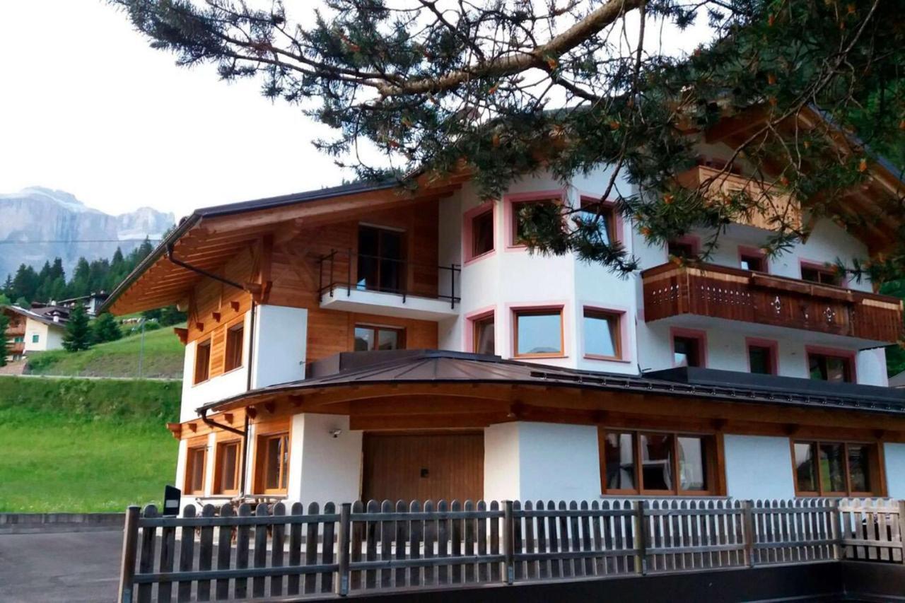 Villa Doris Canazei Exterior photo